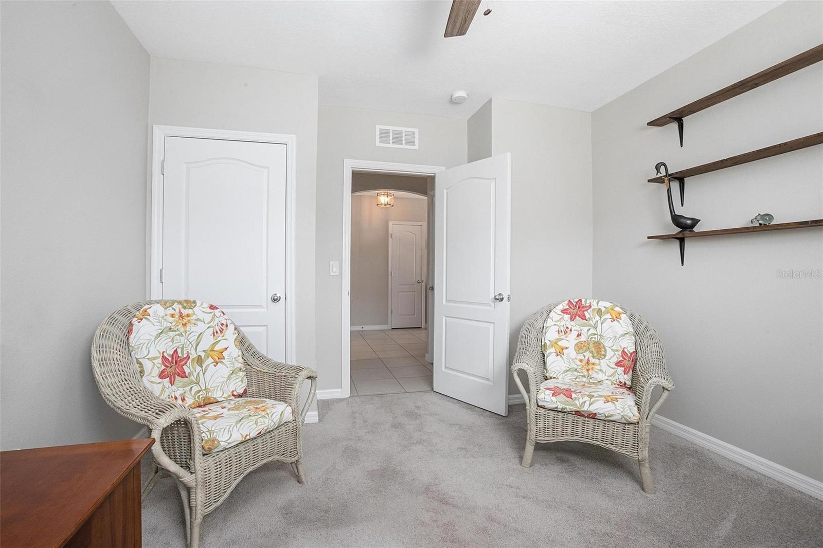 Image 20 of 28 For 811 Grand Park Court