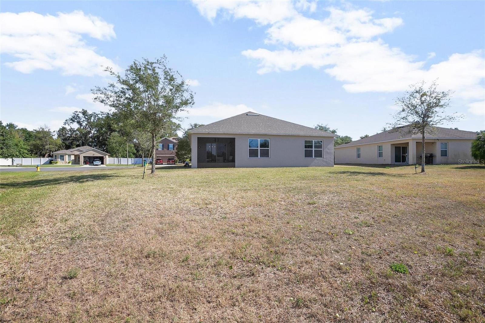 Image 25 of 28 For 811 Grand Park Court