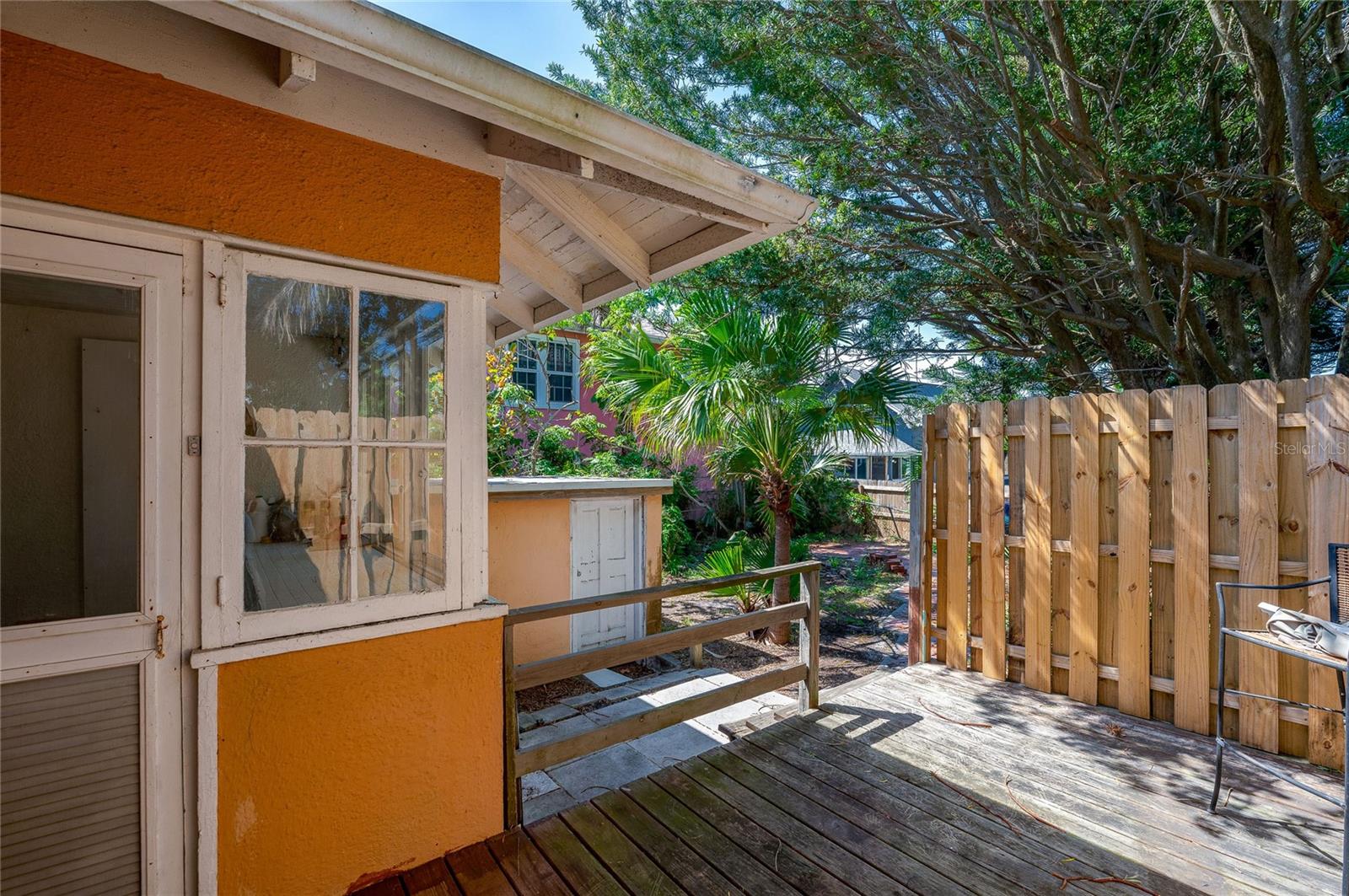 Image 15 of 36 For 605 Goodall Avenue