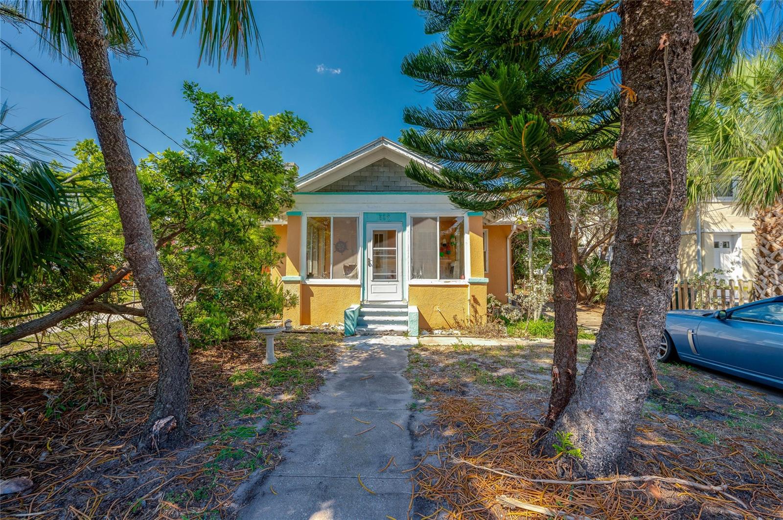 Image 25 of 36 For 605 Goodall Avenue