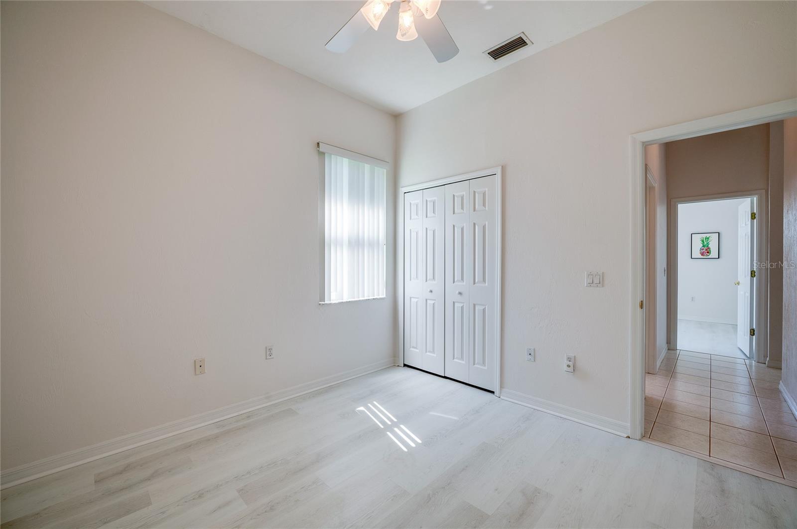 Image 26 of 41 For 823 Wooddusk Drive