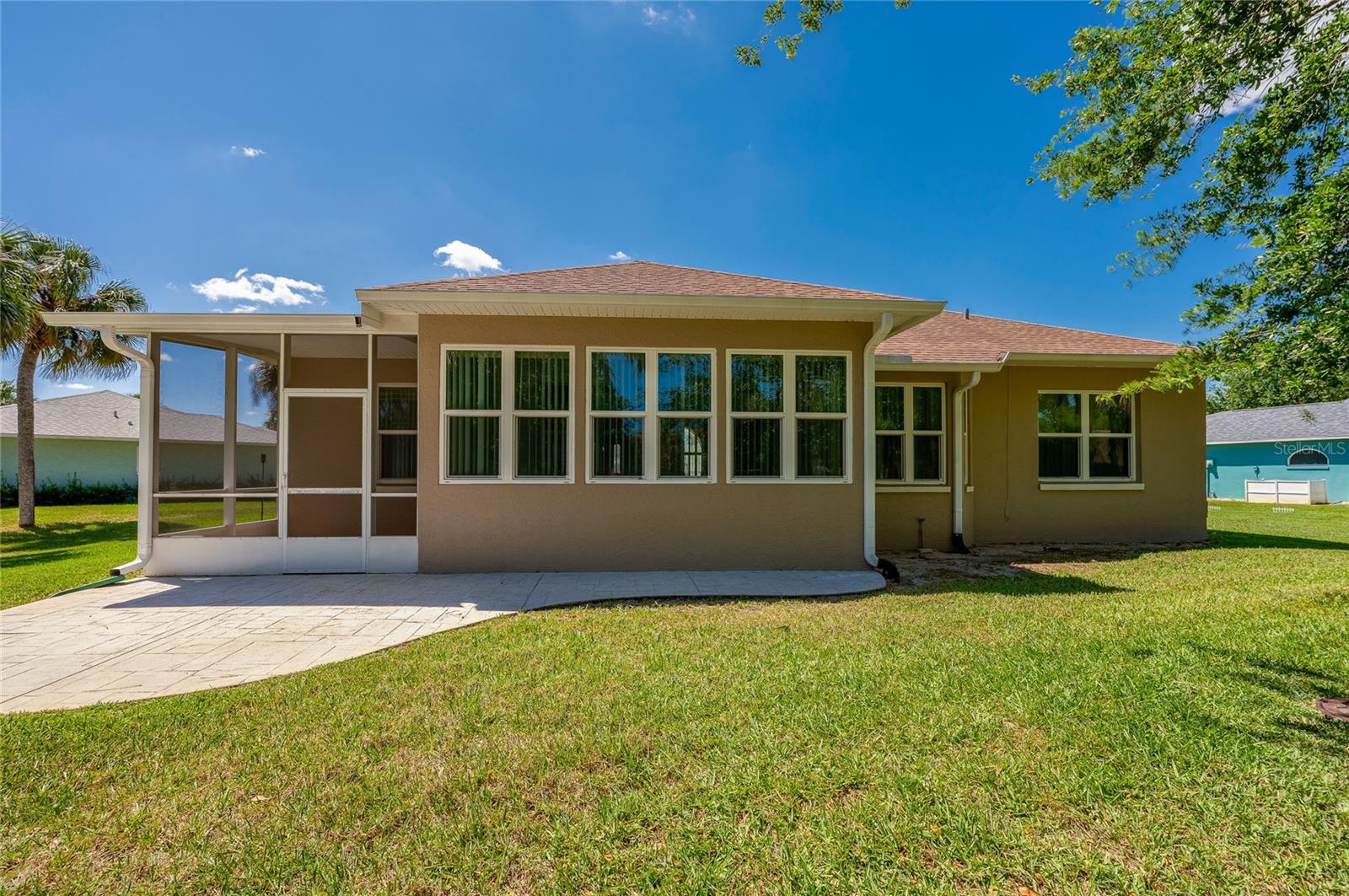 Image 30 of 41 For 823 Wooddusk Drive