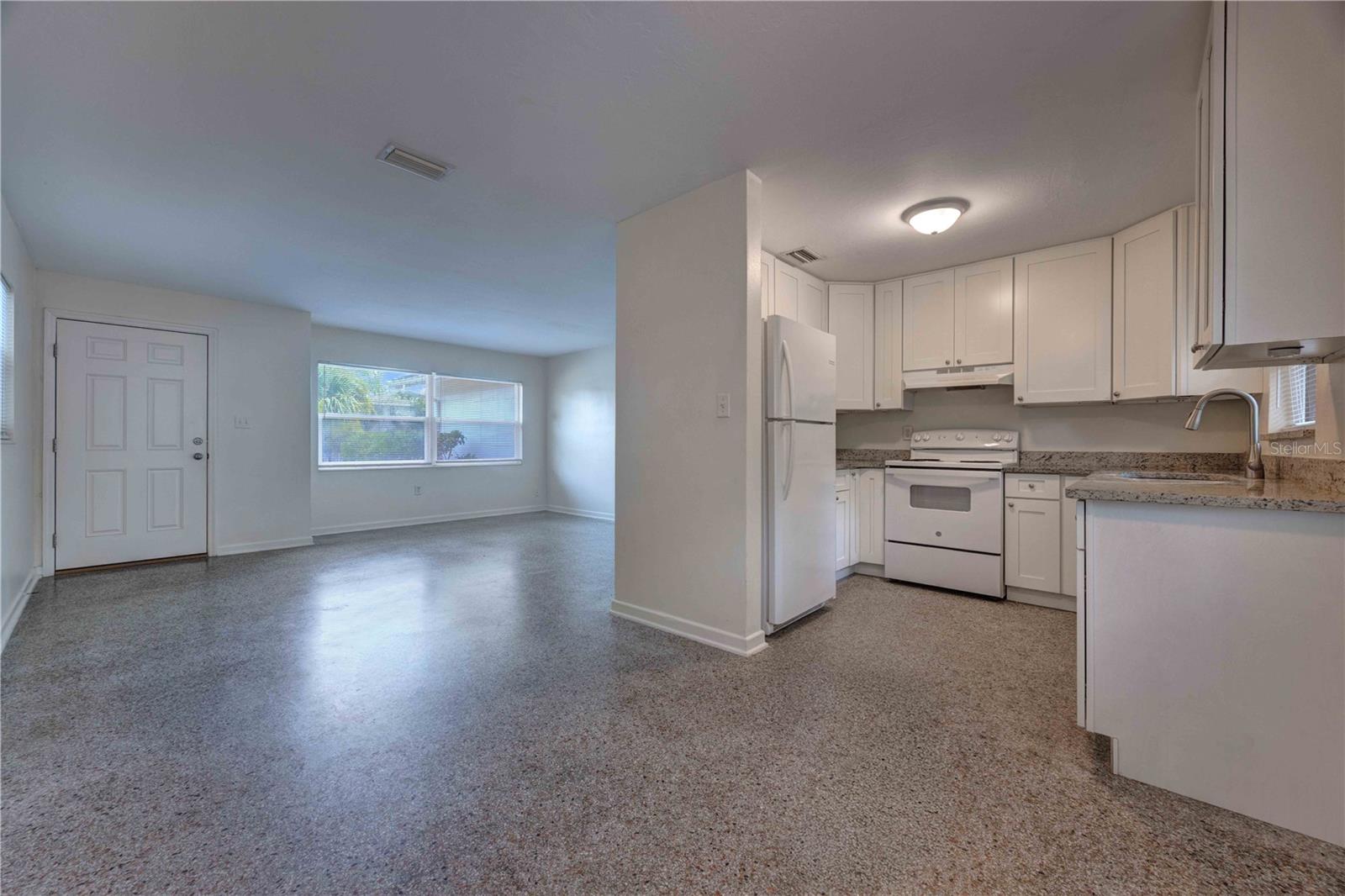 Image 11 of 34 For 508 Hogle Avenue