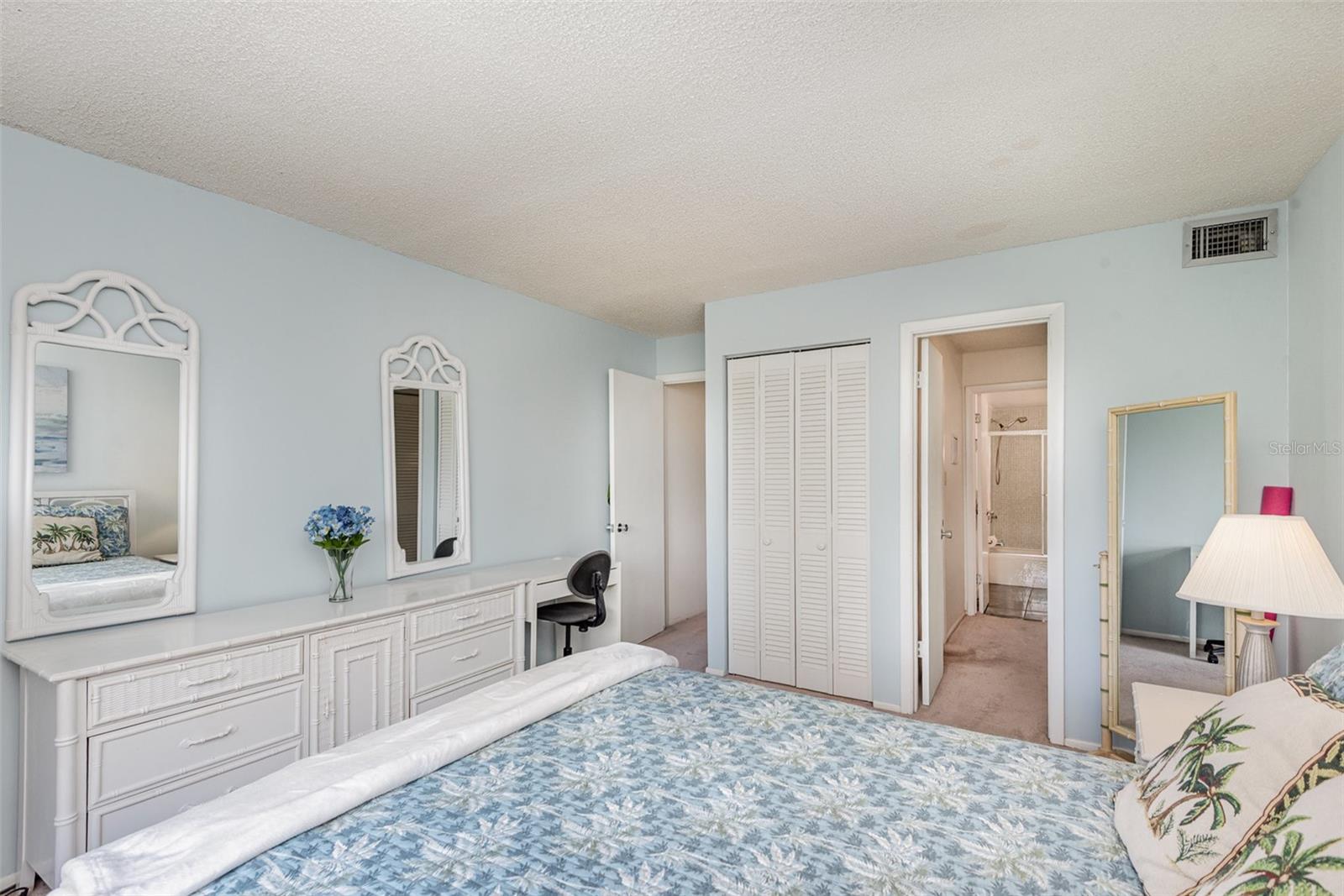 Image 12 of 17 For 3680 Barna Avenue 213