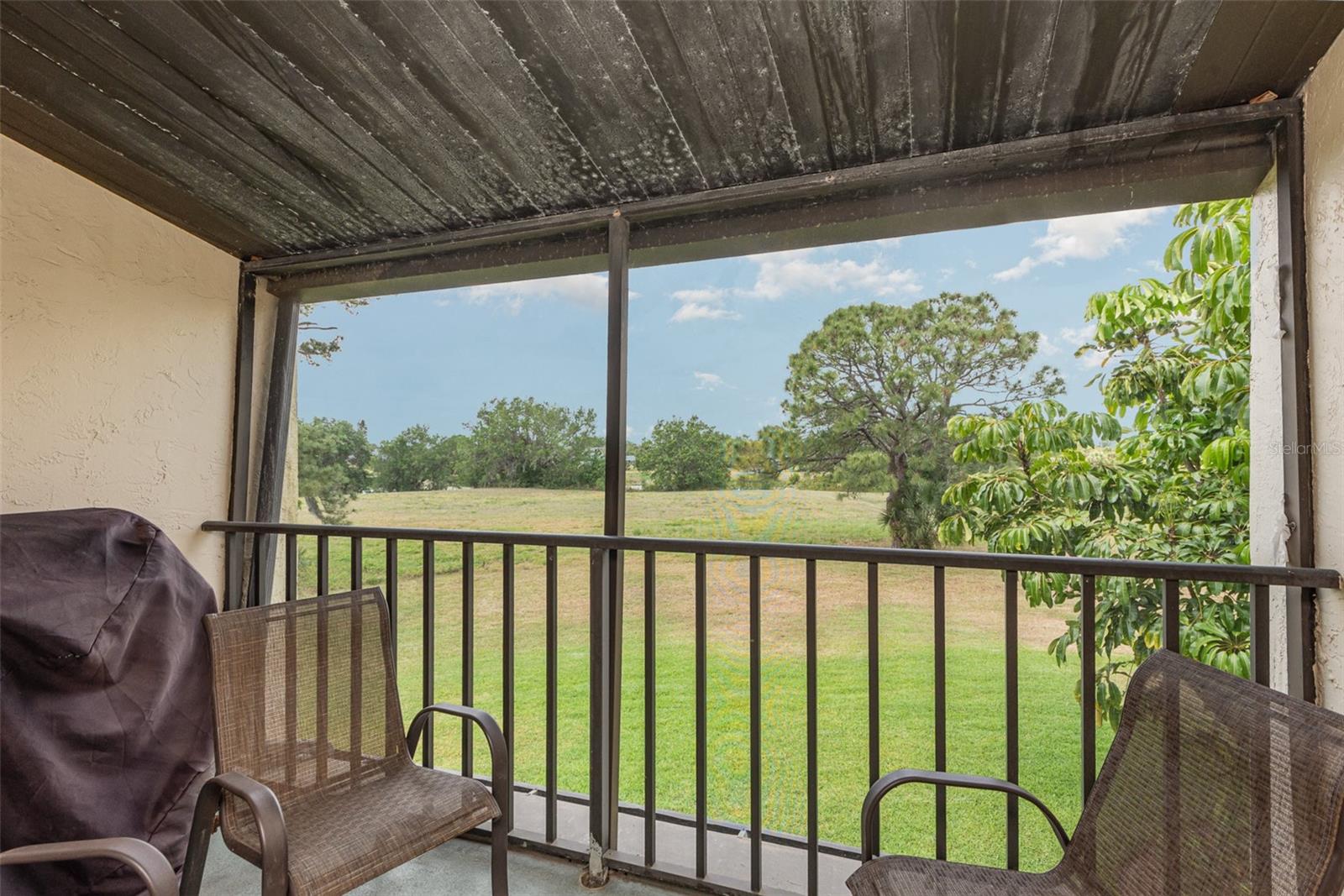 Image 5 of 17 For 3680 Barna Avenue 213