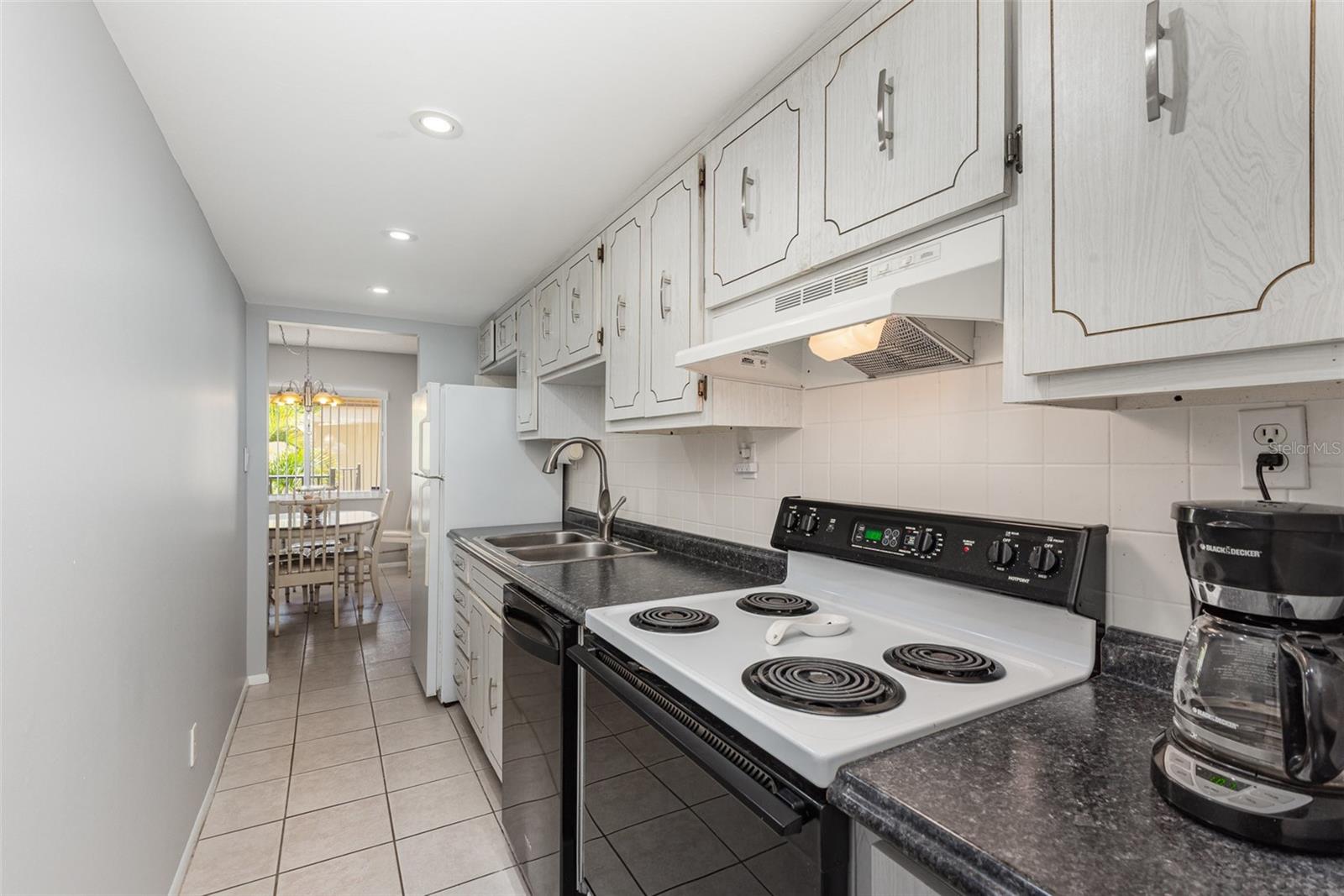 Image 6 of 17 For 3680 Barna Avenue 213