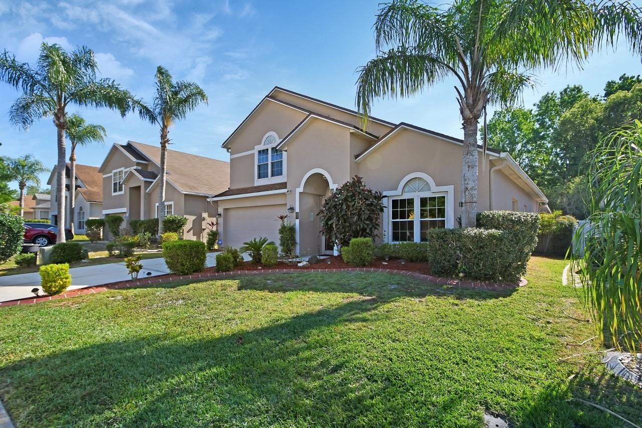 Image 2 of 42 For 261 Clydesdale Circle