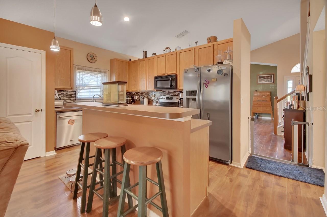 Image 9 of 42 For 261 Clydesdale Circle