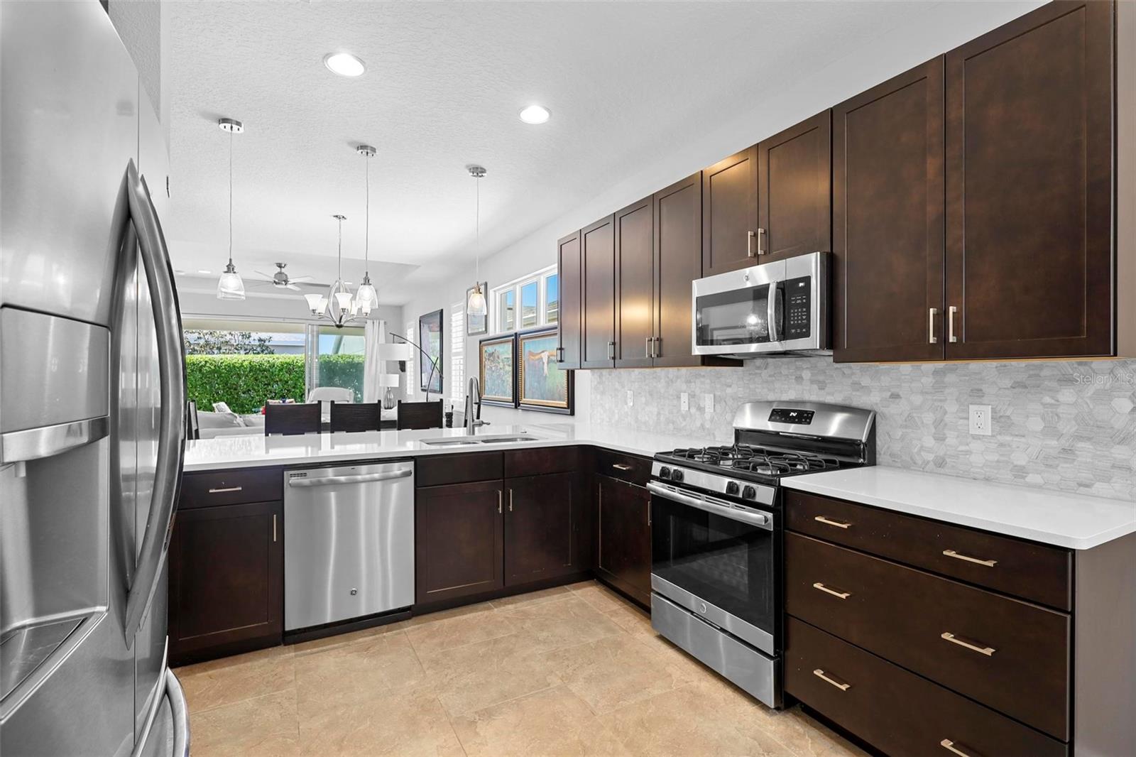 Image 4 of 41 For 1374 Red Clover Lane