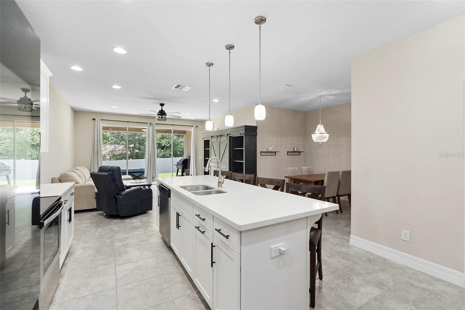 Image 13 of 46 For 2337 Oxmoor Drive