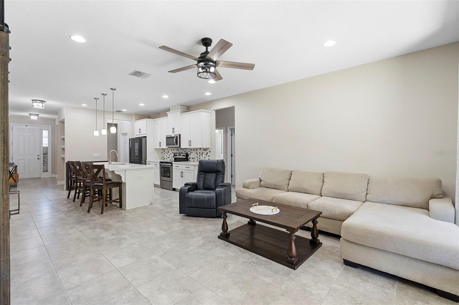 Image 19 of 46 For 2337 Oxmoor Drive