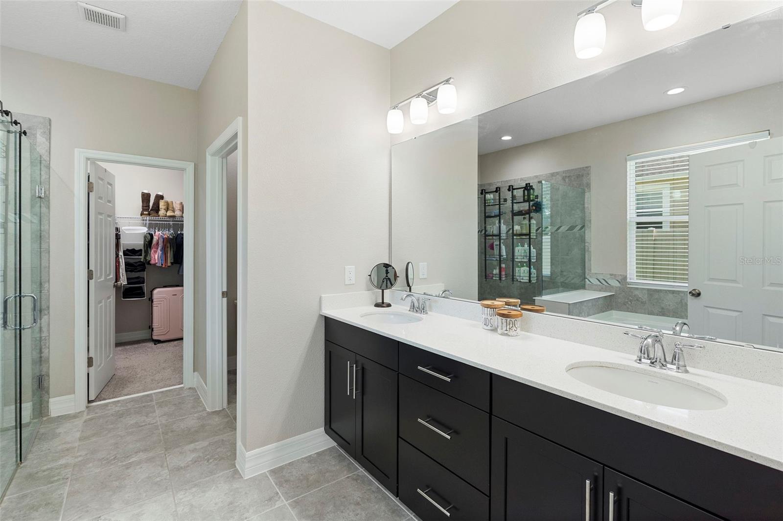 Image 24 of 46 For 2337 Oxmoor Drive
