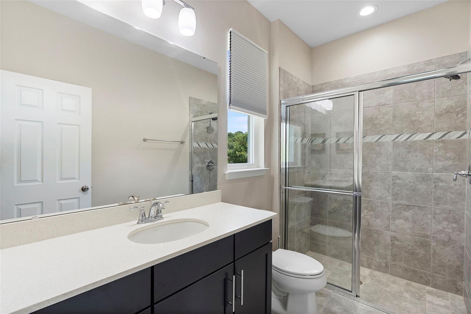 Image 32 of 46 For 2337 Oxmoor Drive