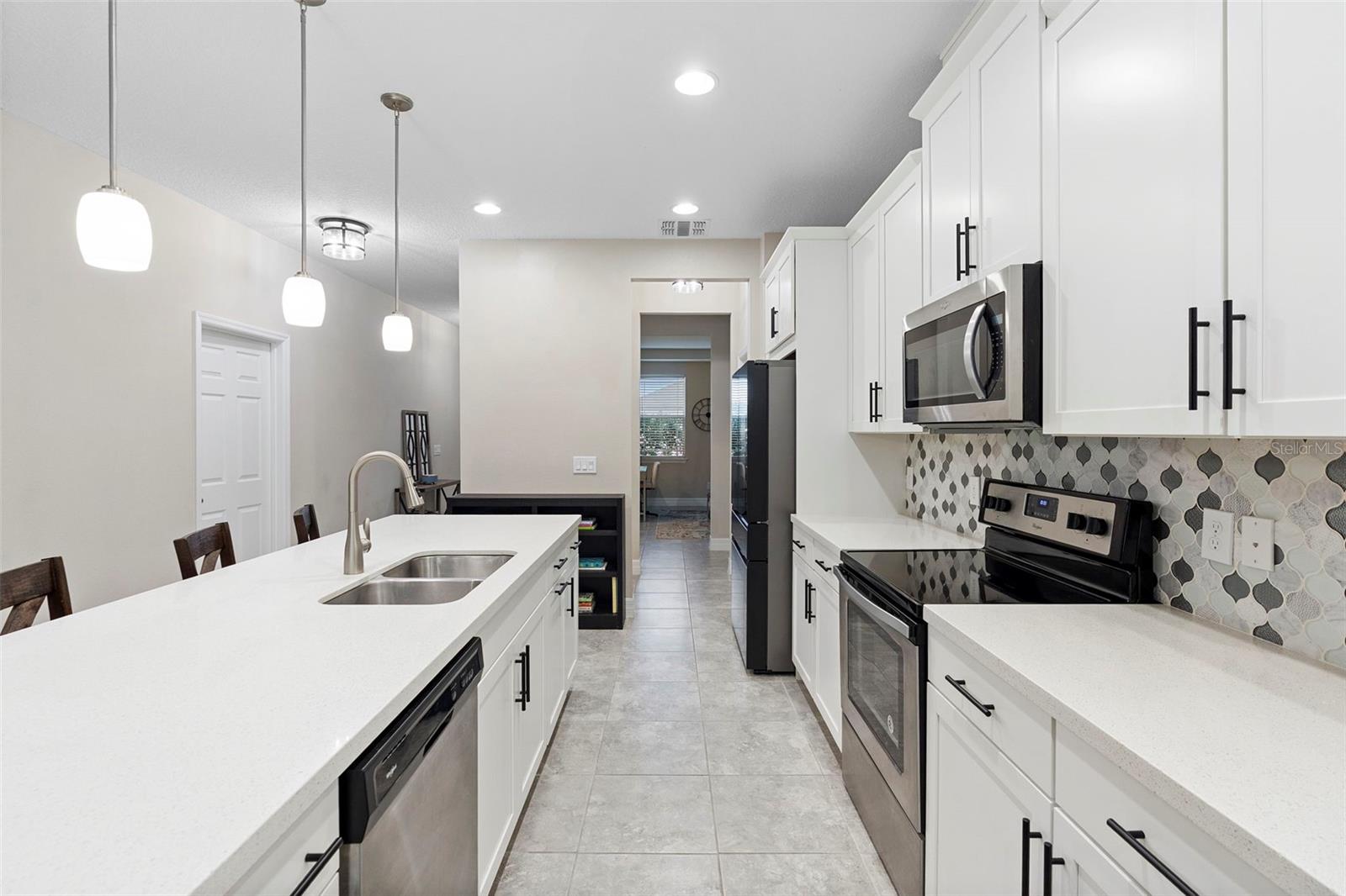 Image 9 of 46 For 2337 Oxmoor Drive