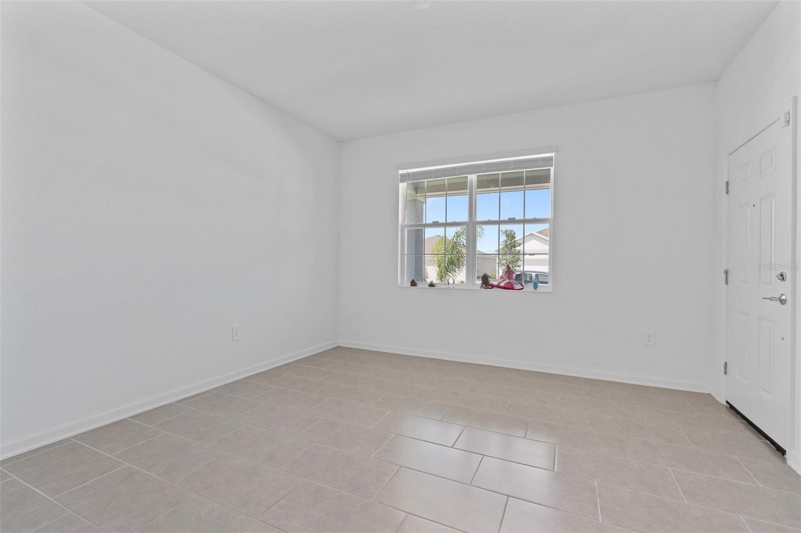 Image 31 of 44 For 34568 Shellback Street