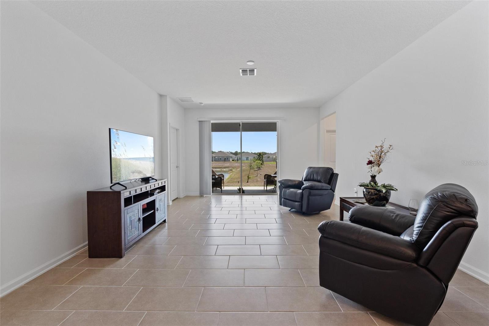 Image 8 of 44 For 34568 Shellback Street