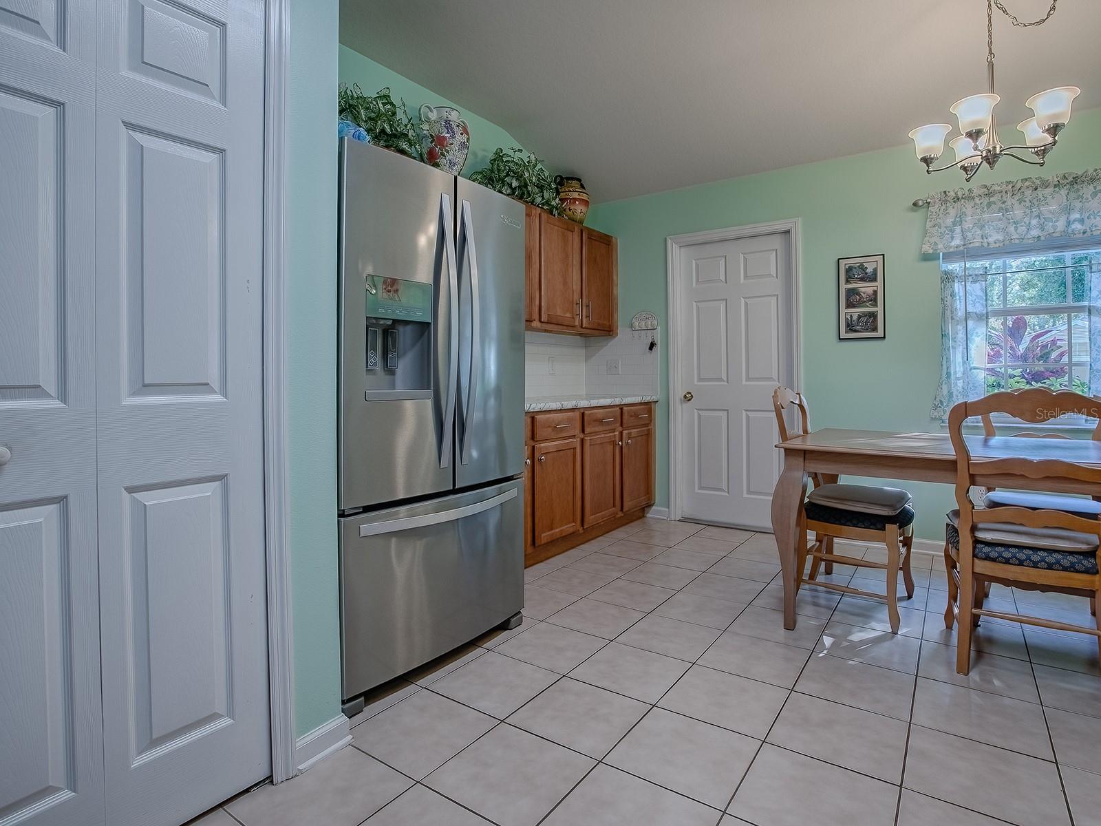 Image 11 of 47 For 307 Stonington Way
