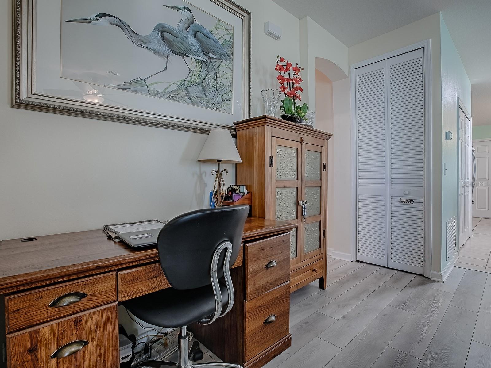 Image 22 of 47 For 307 Stonington Way