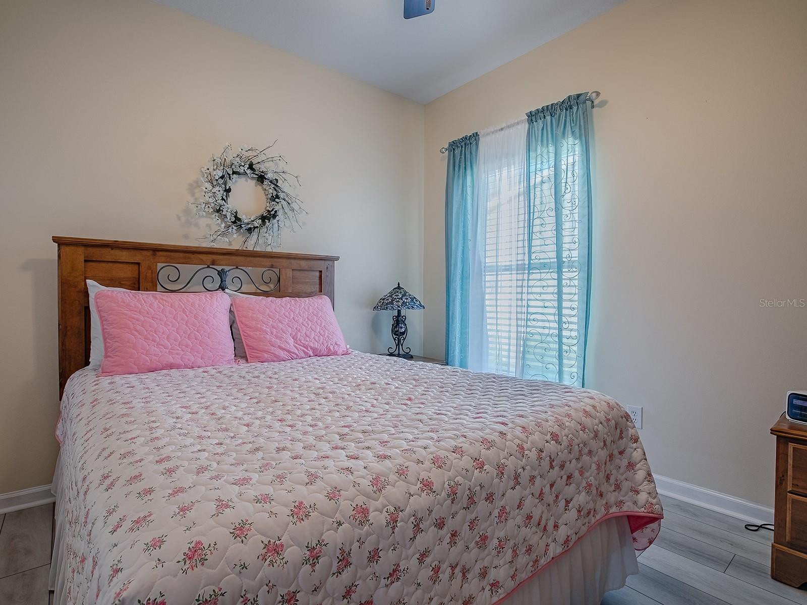 Image 23 of 47 For 307 Stonington Way