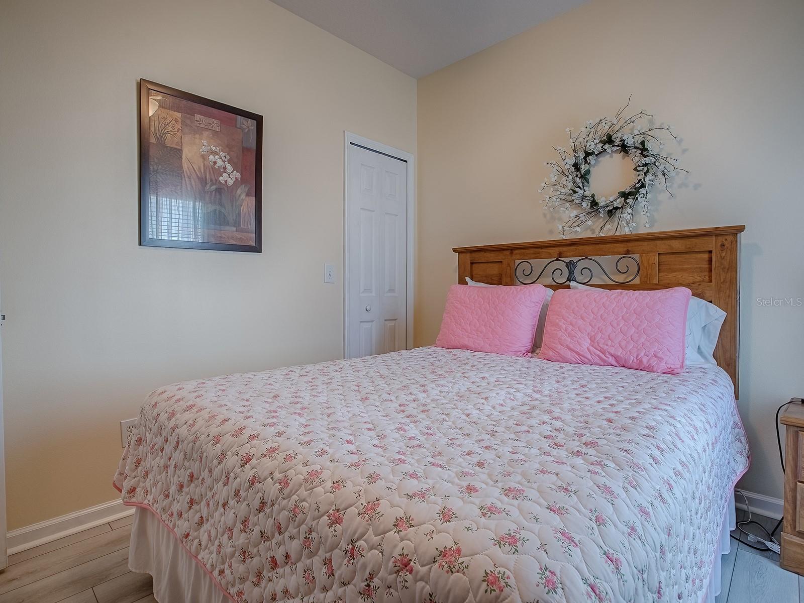 Image 24 of 47 For 307 Stonington Way