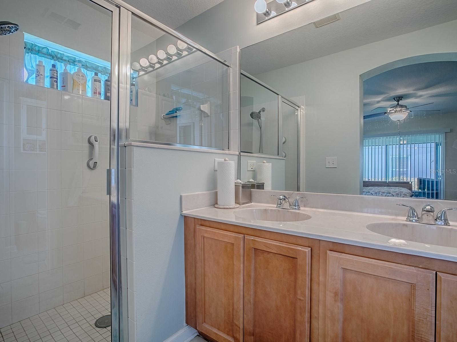 Image 35 of 47 For 307 Stonington Way