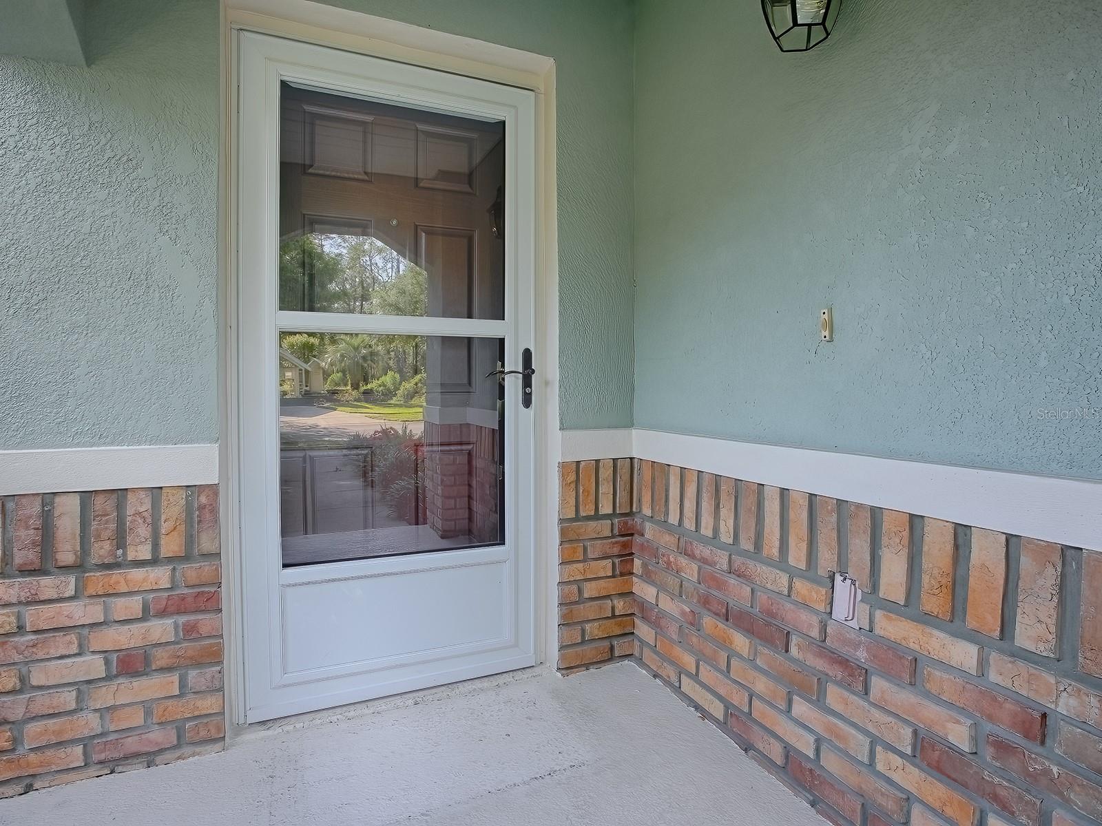 Image 4 of 47 For 307 Stonington Way