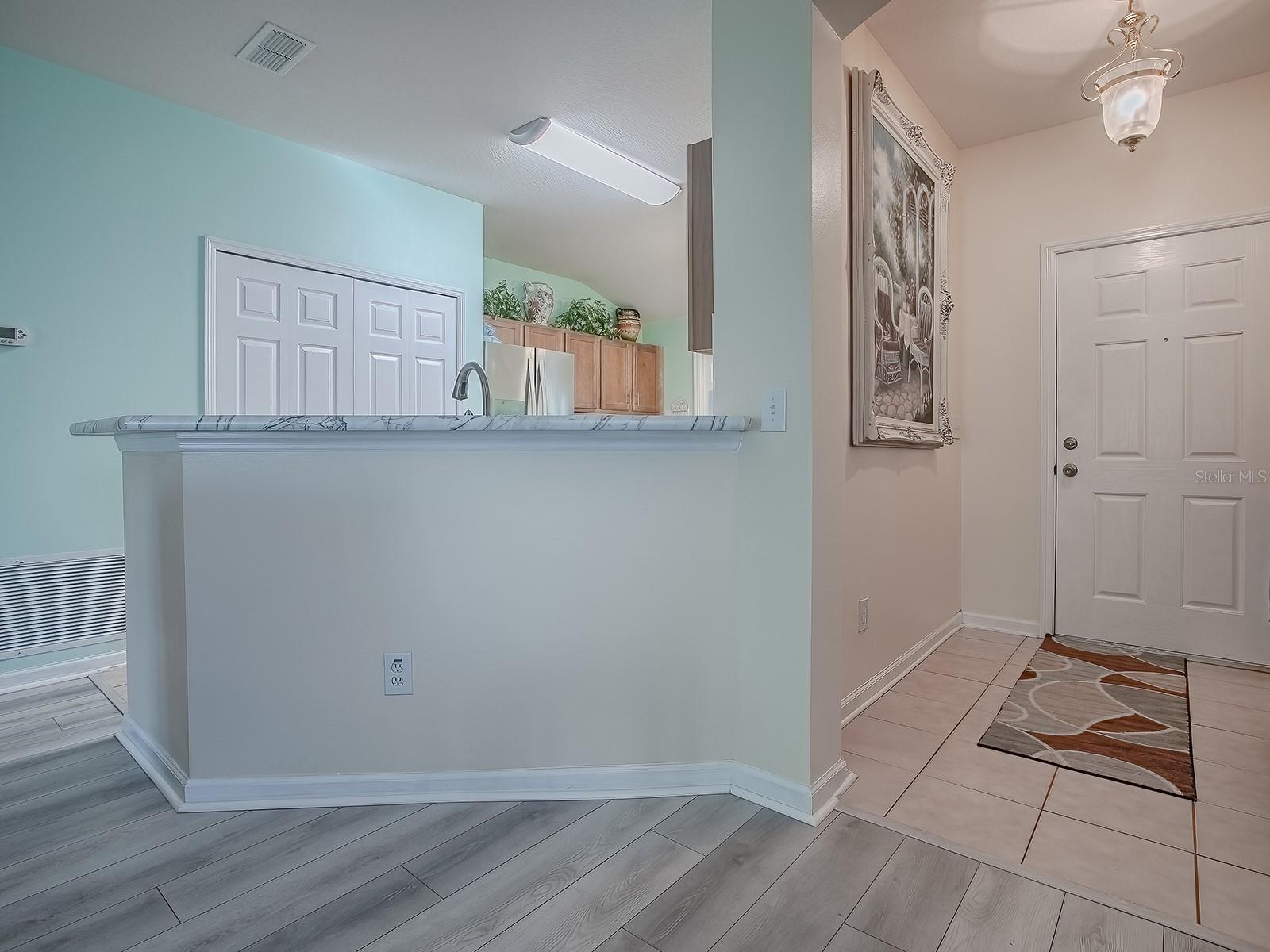 Image 6 of 47 For 307 Stonington Way
