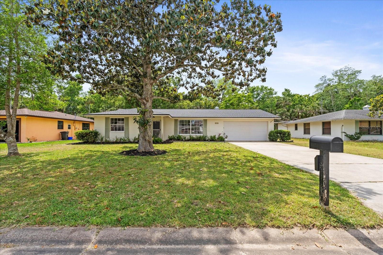Image 34 of 34 For 736 Lindenwood Circle W