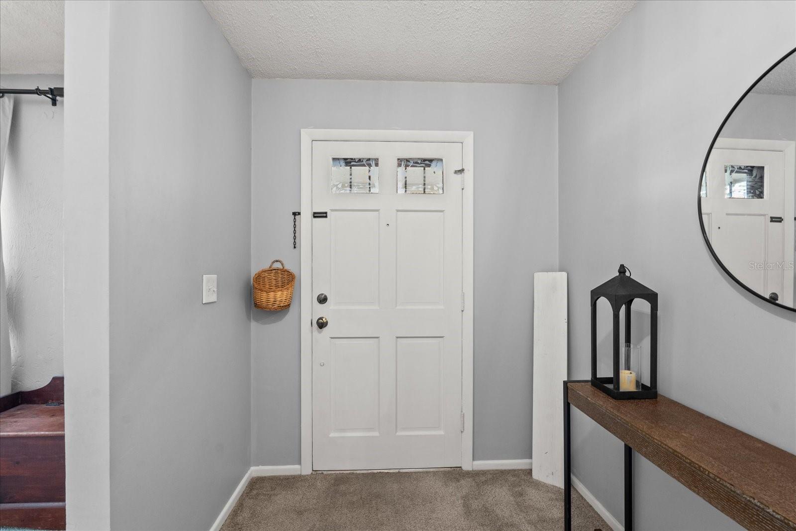Image 5 of 34 For 736 Lindenwood Circle W