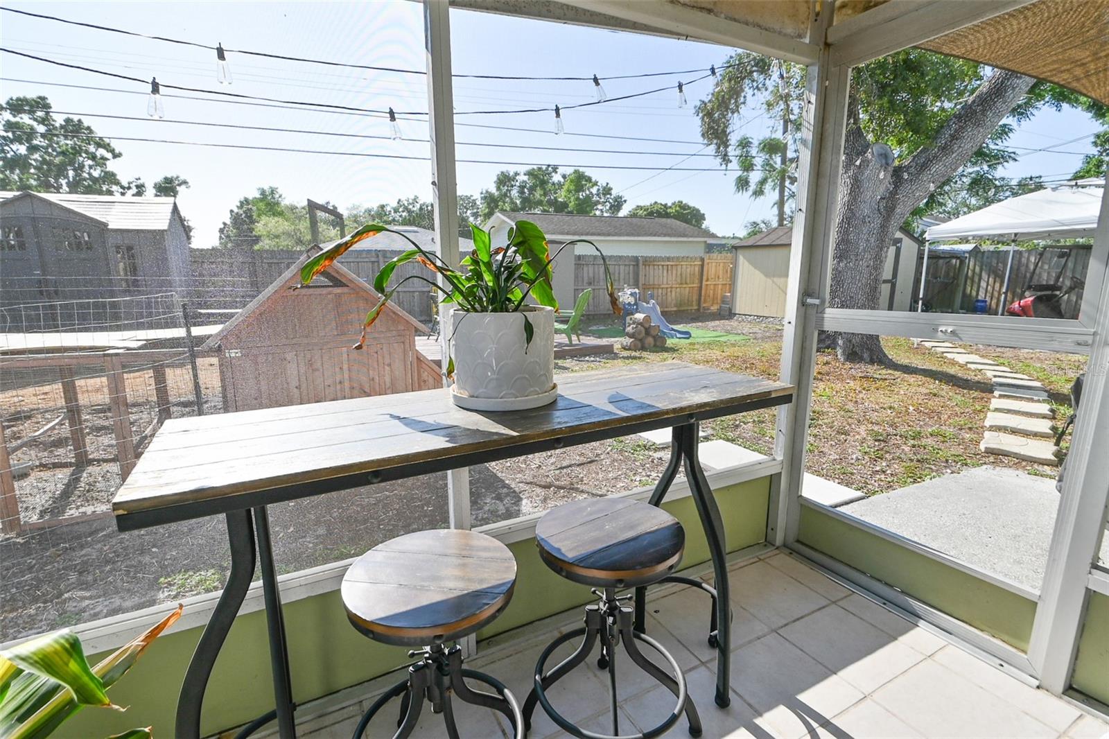 Image 22 of 34 For 7226 13th Street N