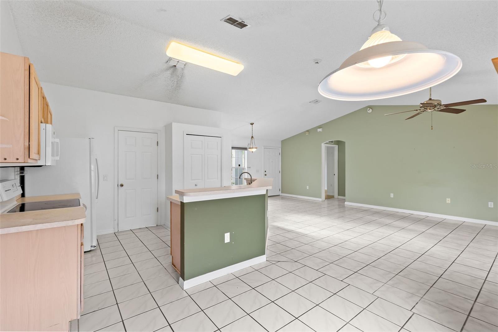 Image 11 of 44 For 3214 Juniper Drive