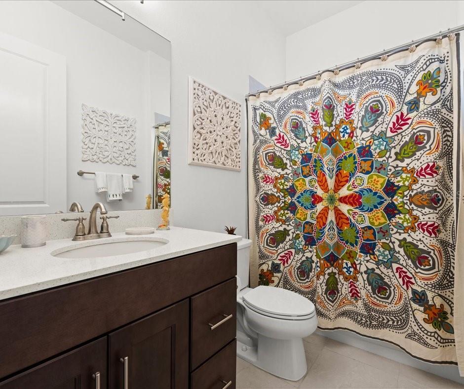 Image 22 of 35 For 225 Mosaic Boulevard