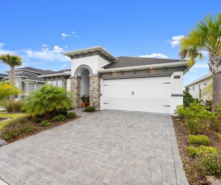 Image 3 of 35 For 225 Mosaic Boulevard