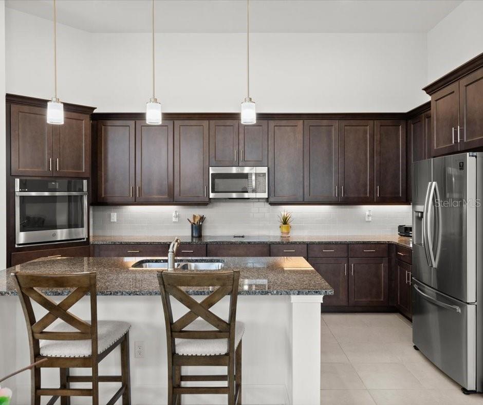 Image 4 of 35 For 225 Mosaic Boulevard