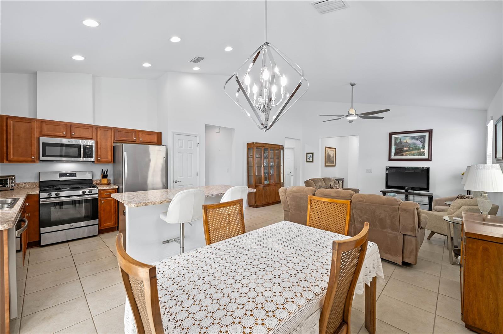 Image 12 of 66 For 5610 37th Lane Road