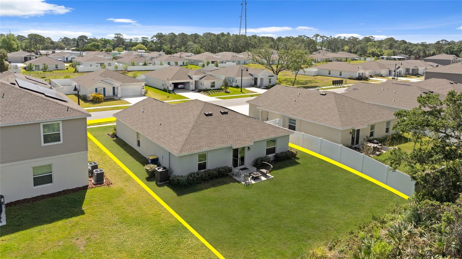 Image 3 of 28 For 2518 Hoptree Lane