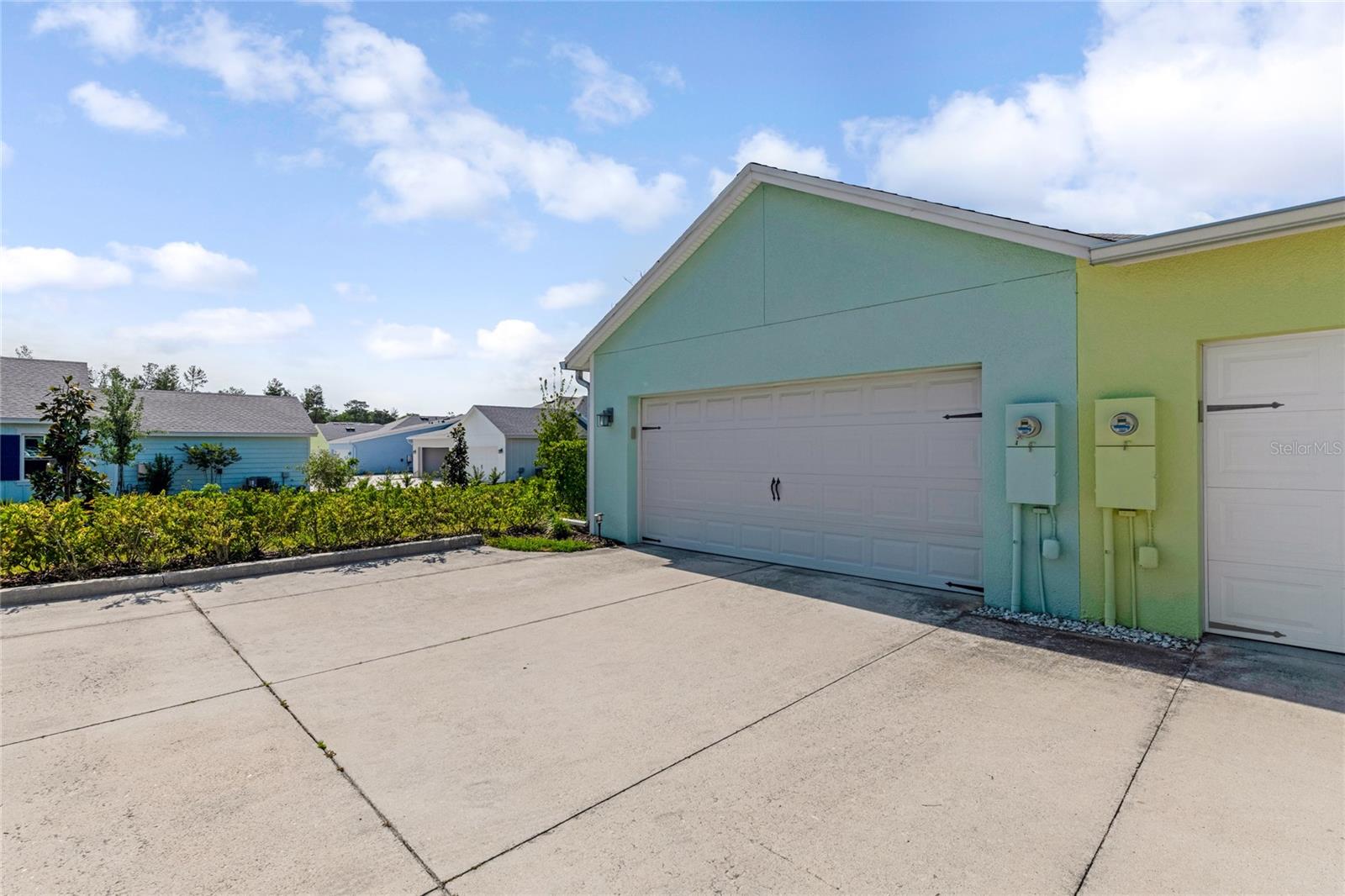 Image 15 of 37 For 484 Landshark Boulevard