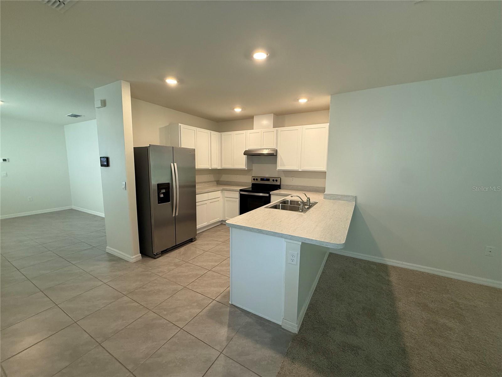 Image 11 of 37 For 384 Pelham Park Drive