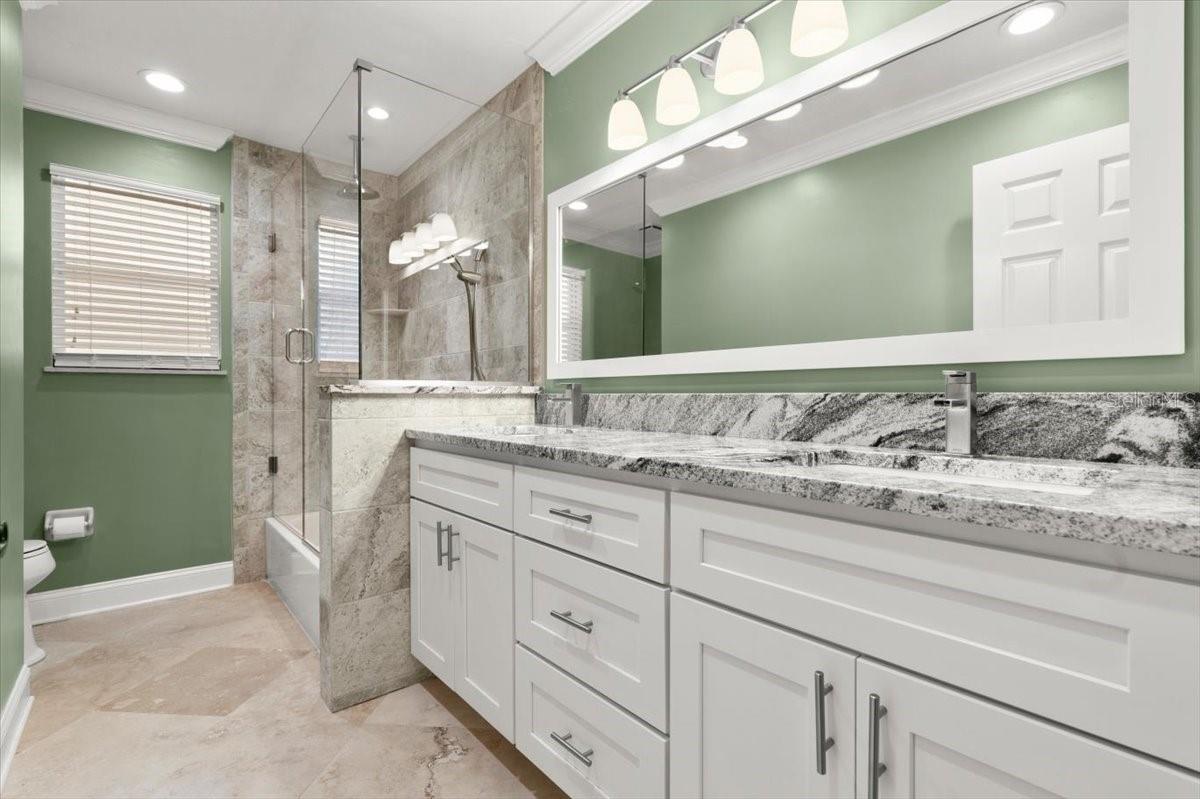 Image 30 of 52 For 6185 Shoreline Drive