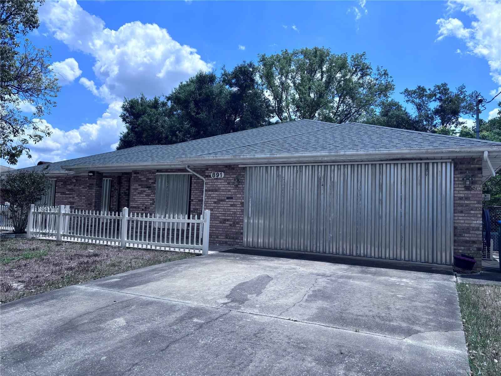 Image 4 of 15 For 891 Atmore Circle