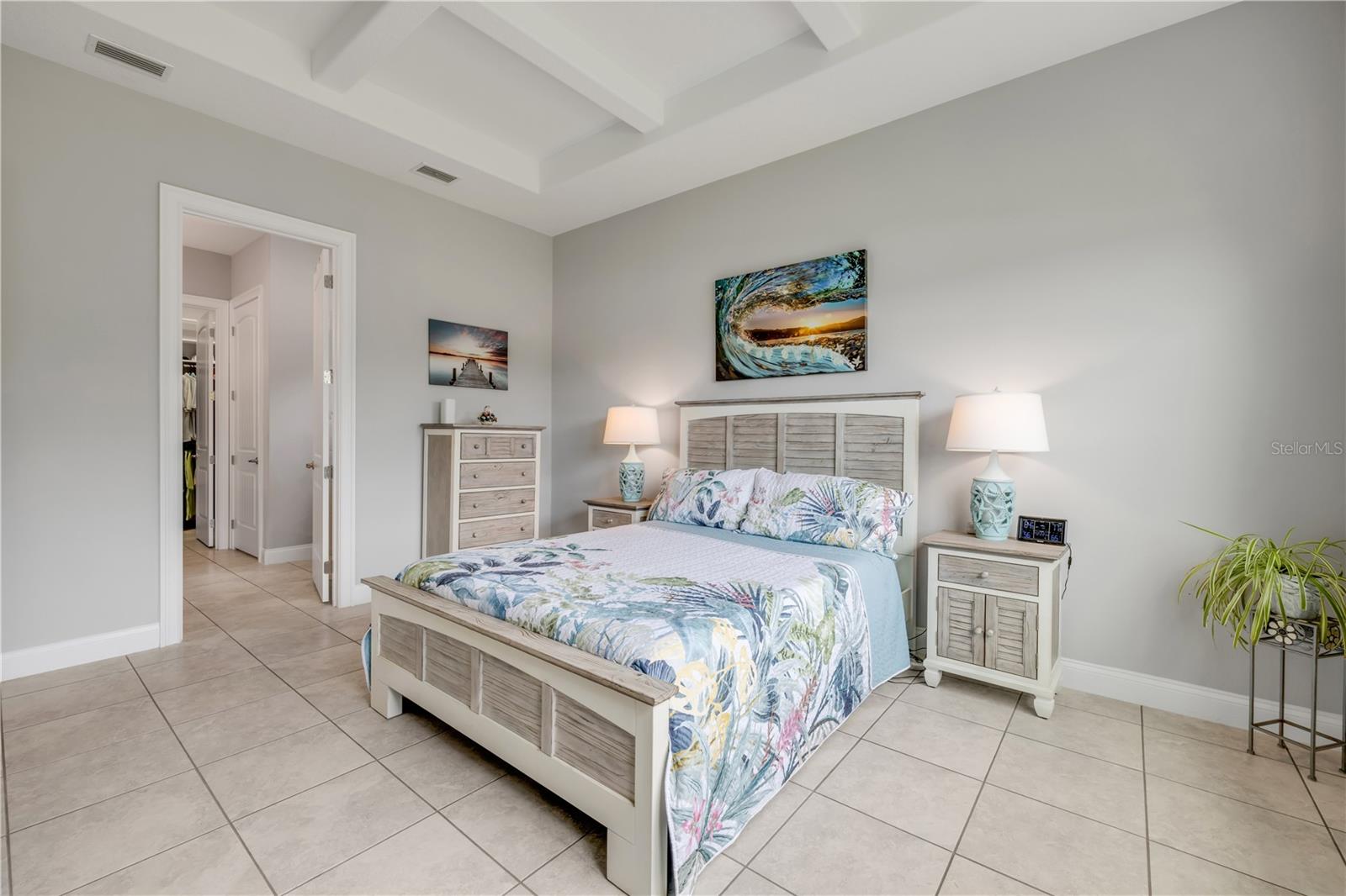 Image 26 of 70 For 660 Mosaic Boulevard
