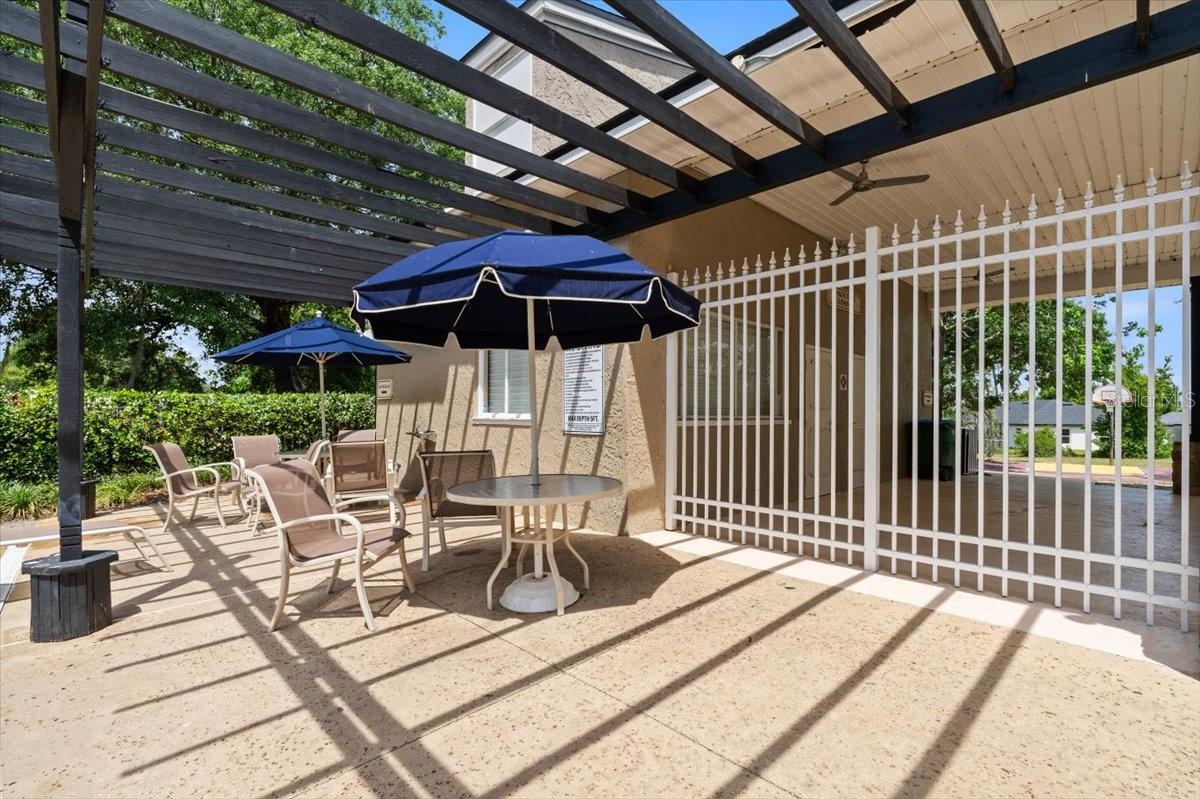 Image 37 of 43 For 979 Leyburn Drive