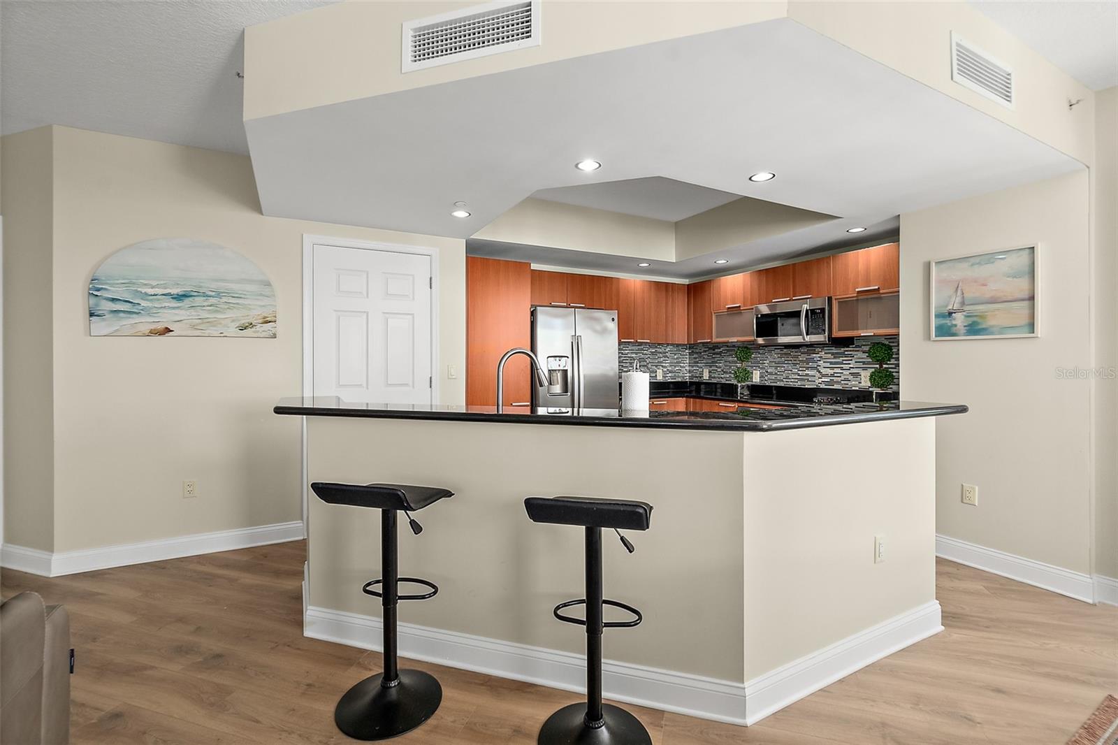 Image 11 of 52 For 231 Riverside Drive 2310