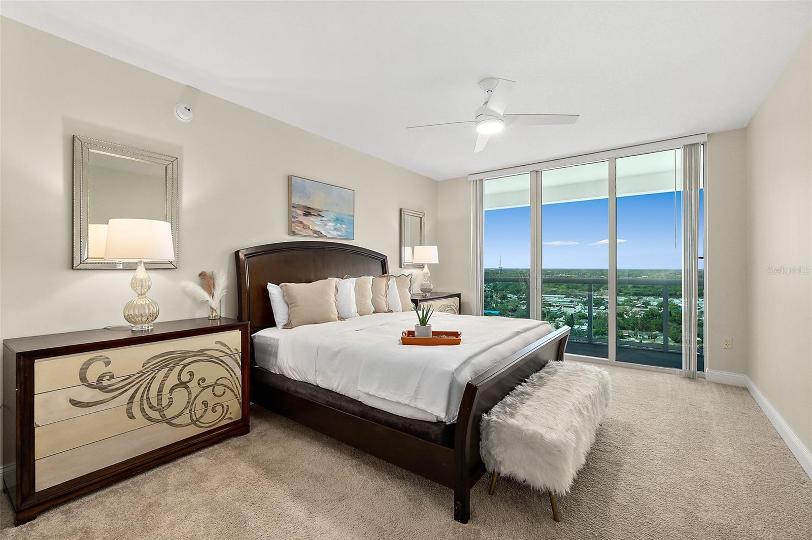 Image 16 of 52 For 231 Riverside Drive 2310