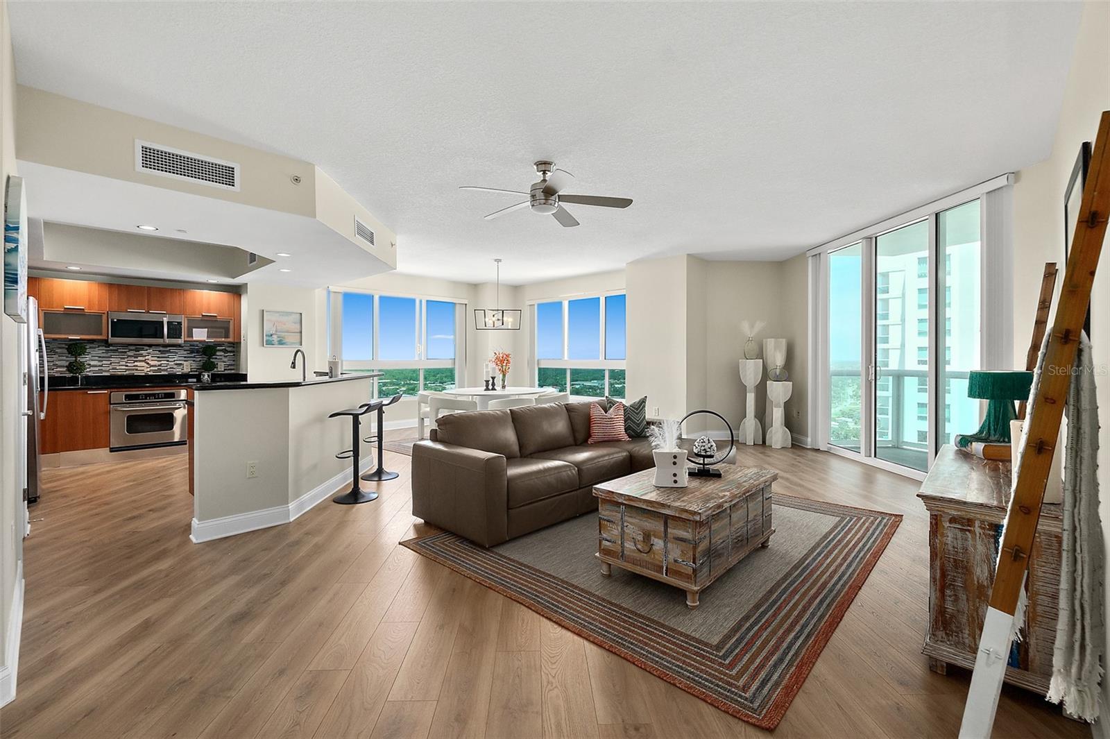 Image 2 of 52 For 231 Riverside Drive 2310