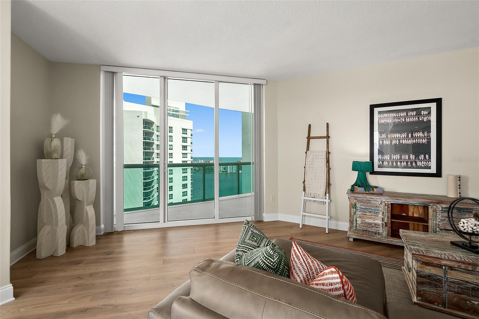 Image 3 of 52 For 231 Riverside Drive 2310