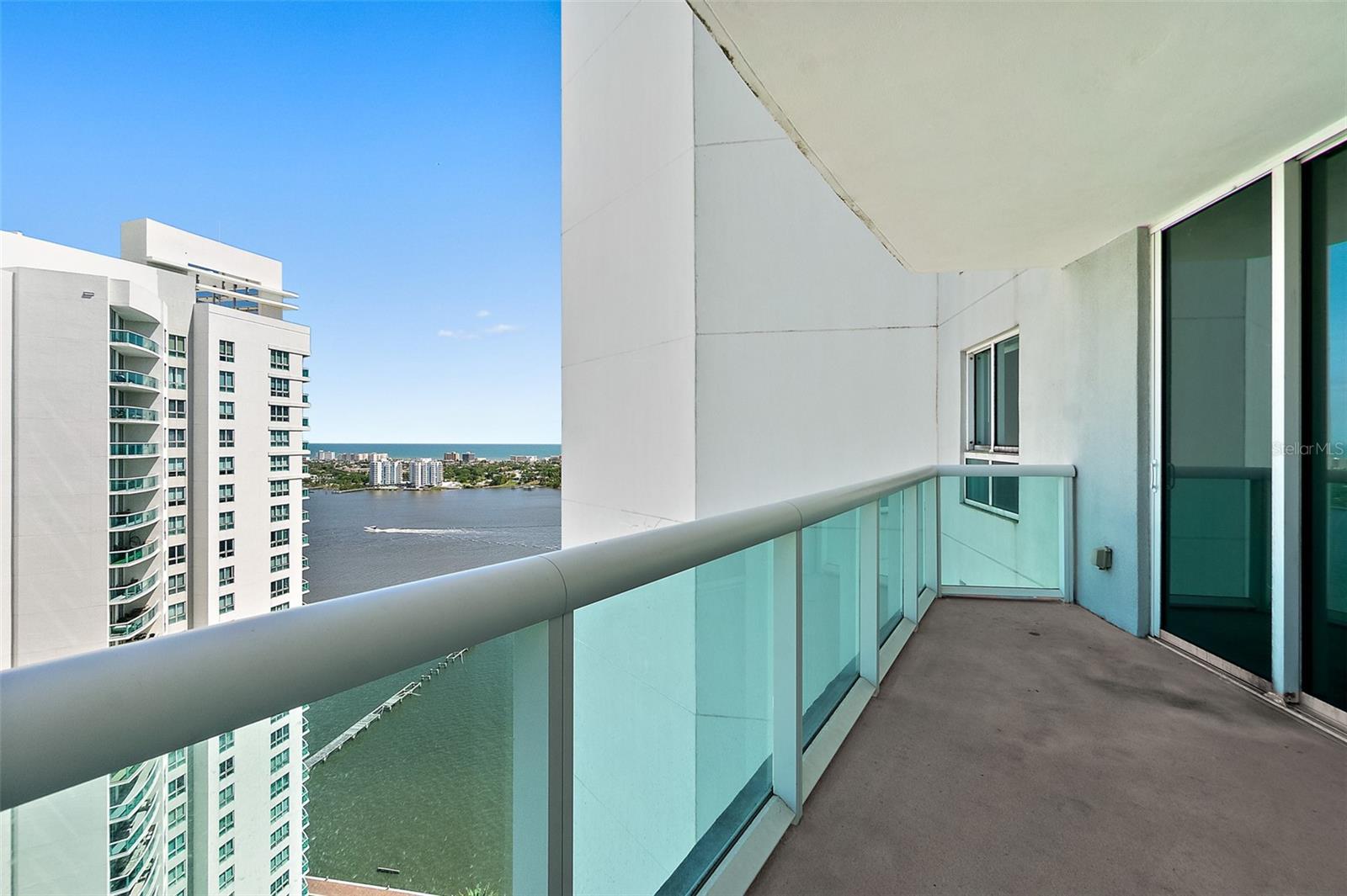 Image 5 of 52 For 231 Riverside Drive 2310
