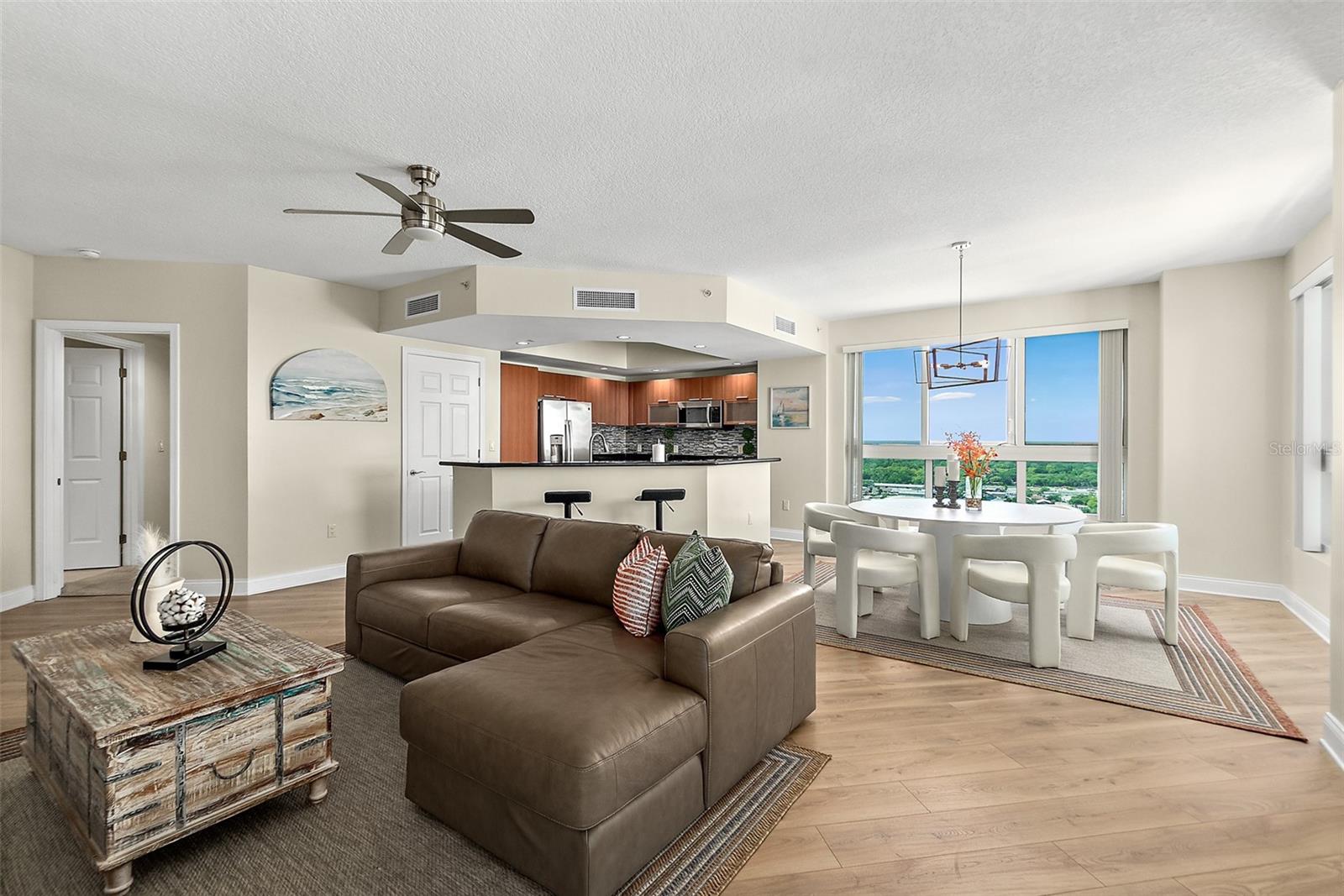 Image 7 of 52 For 231 Riverside Drive 2310