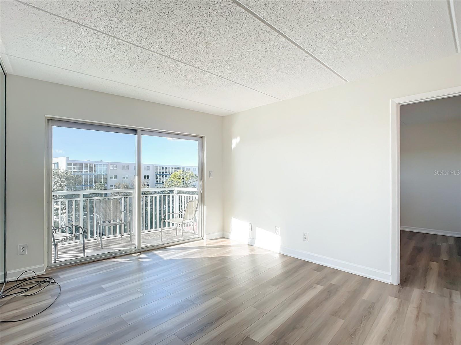 Image 21 of 55 For 100 Silver Beach Avenue 608