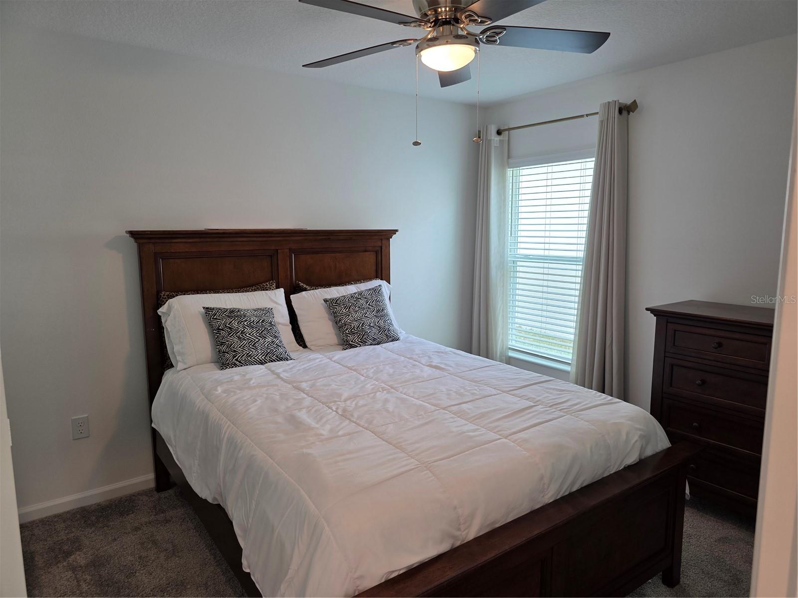 Image 11 of 21 For 1216 Peach Creek Drive